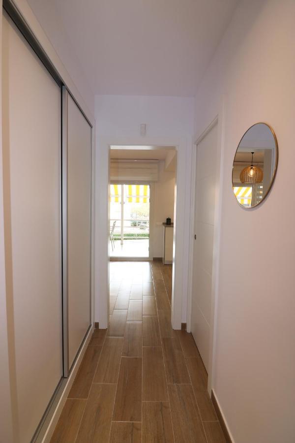 Saloutrip - Alexis I Apartment ภายนอก รูปภาพ